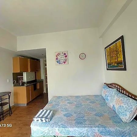 Ania Guest Room